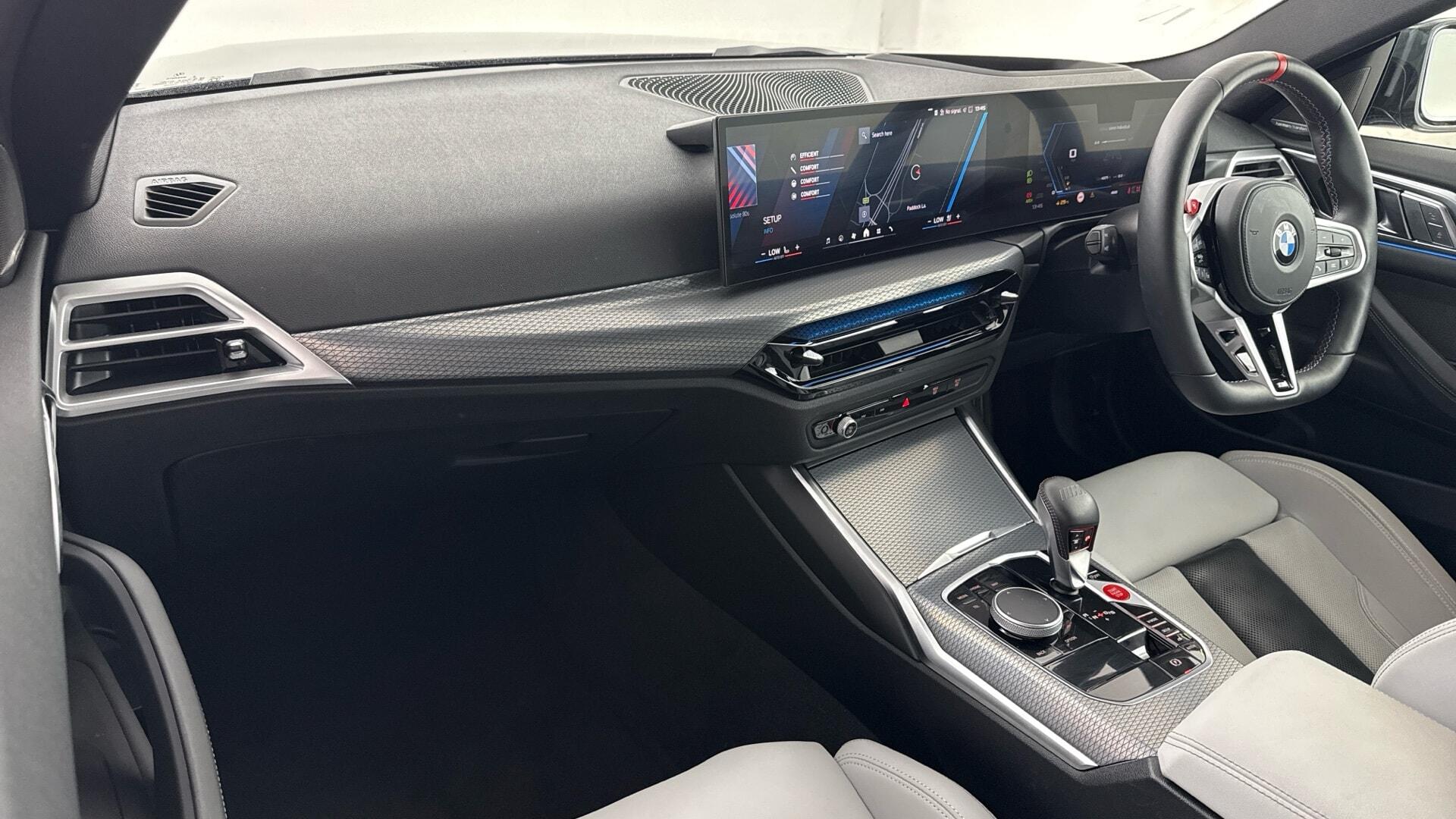 BMW M4 view 7