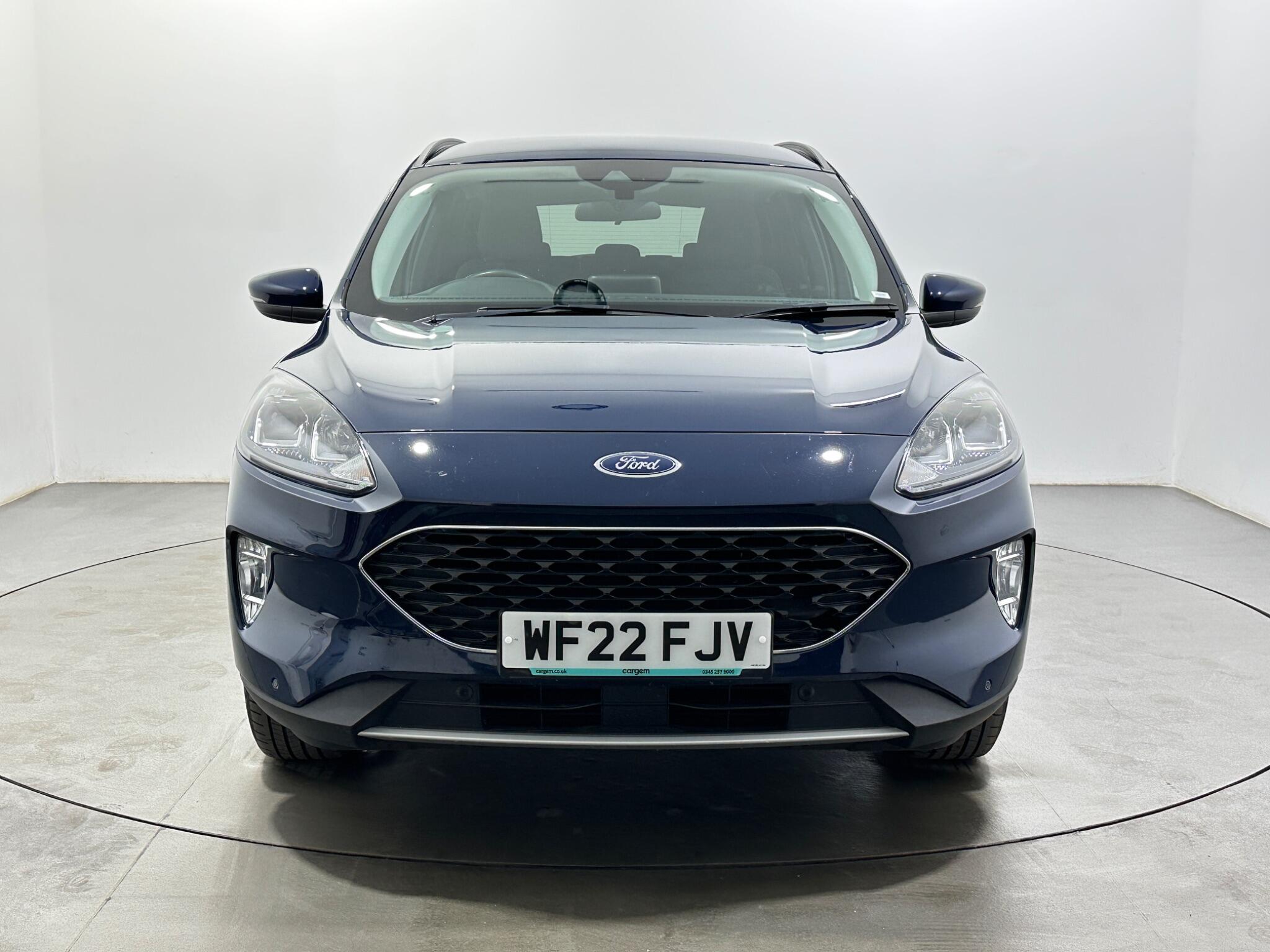Ford Kuga view 3