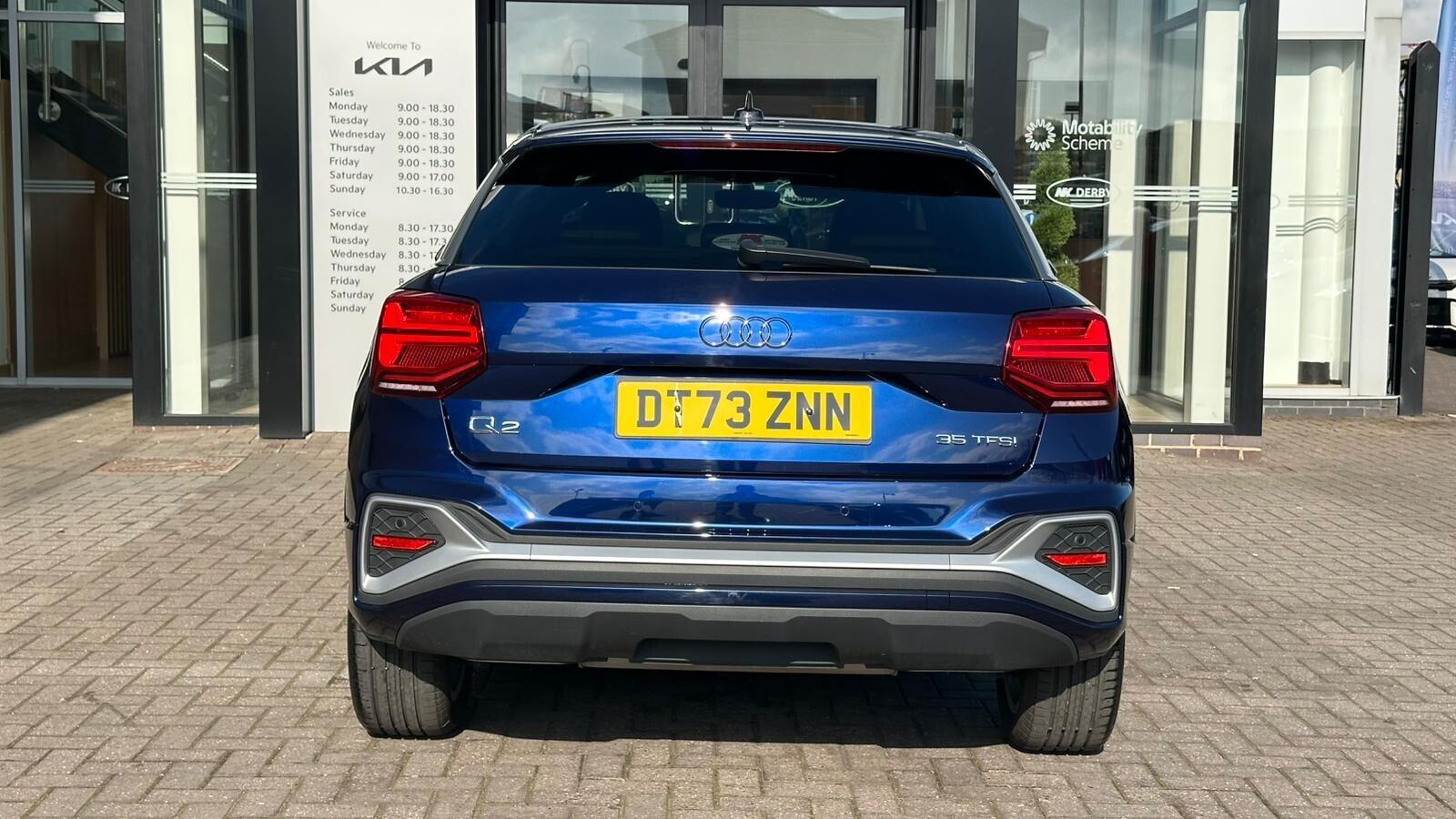 Audi Q2 view 12