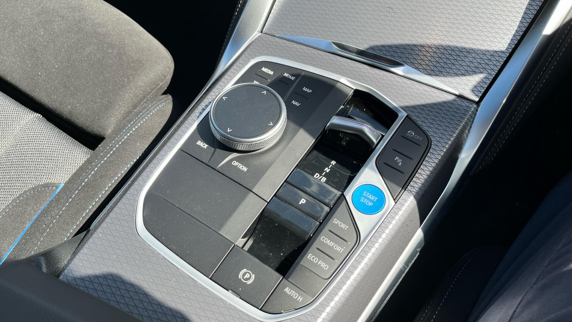 BMW i4 view 19