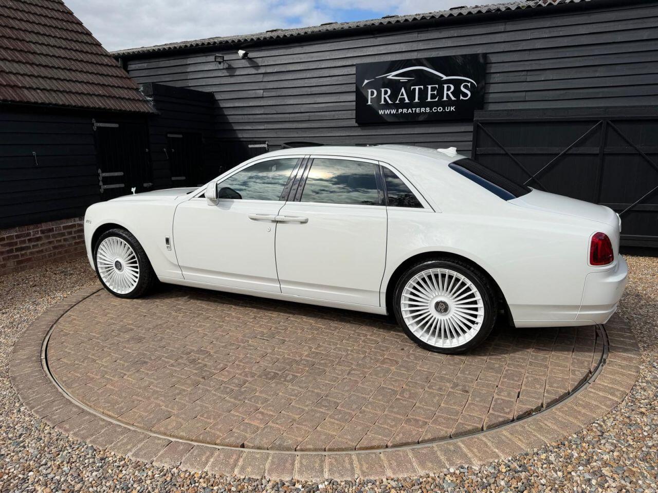 Rolls-Royce Ghost view 69