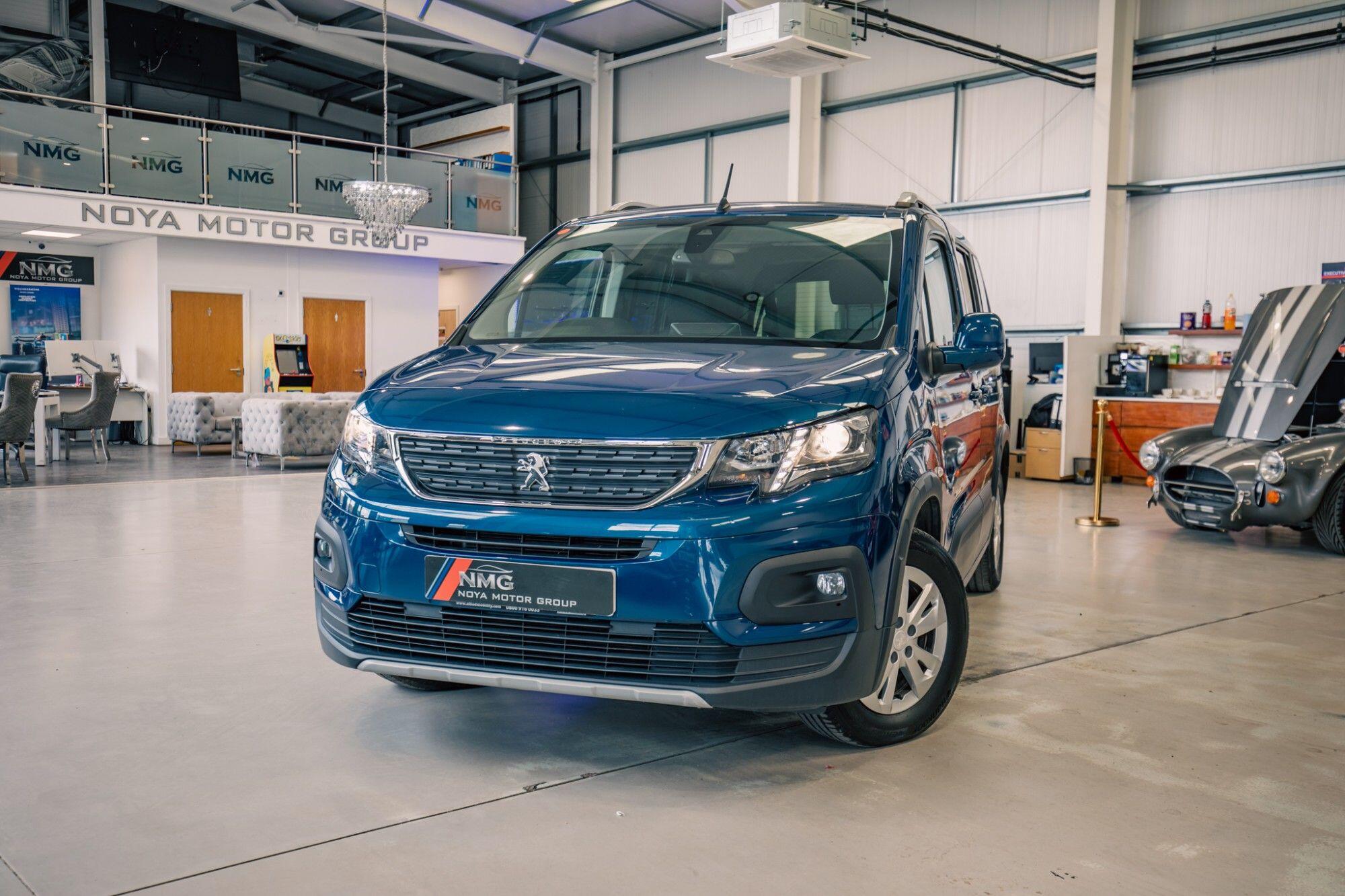Peugeot Rifter view 4
