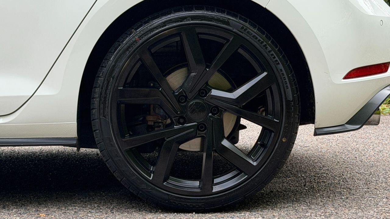 Volkswagen Golf view 50