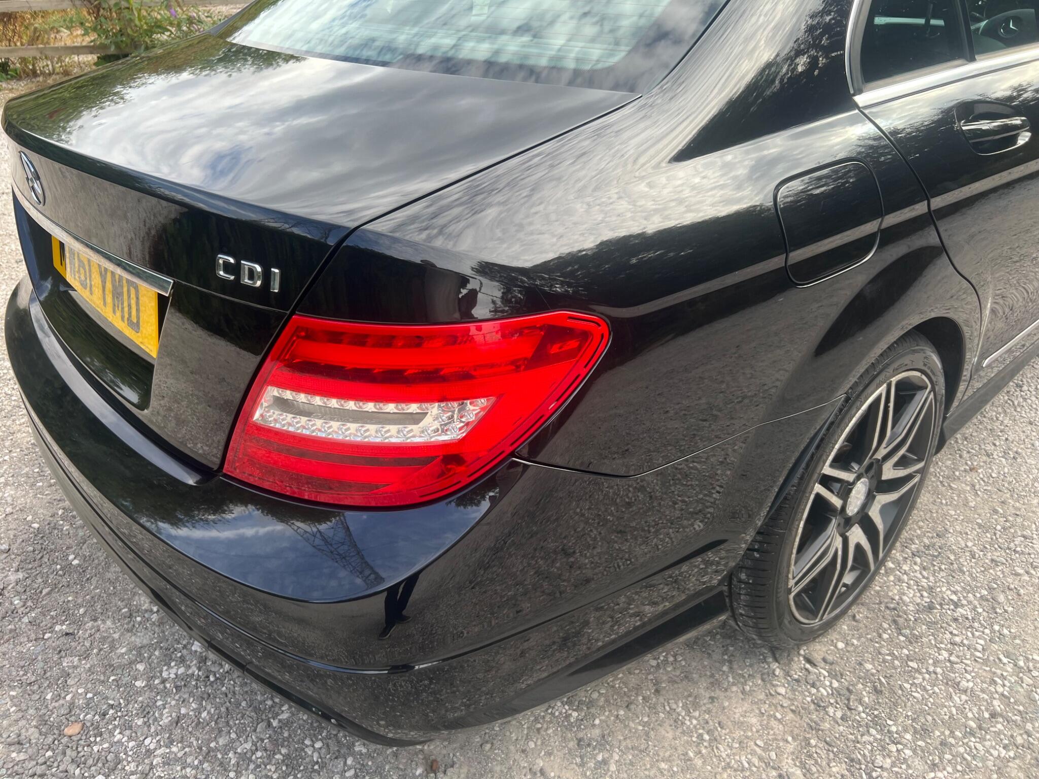 Mercedes-Benz C Class view 23