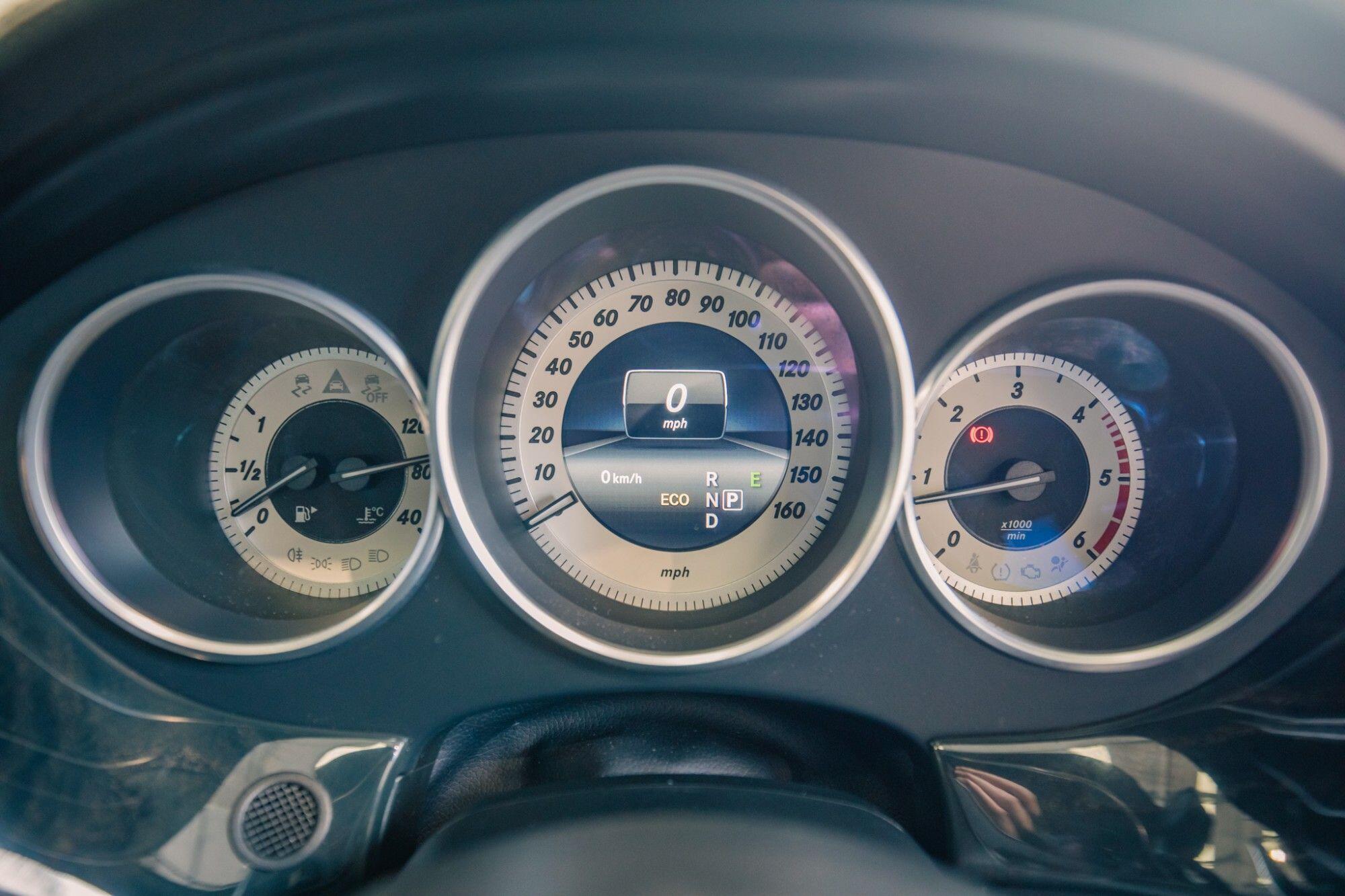 Mercedes-Benz CLS view 17