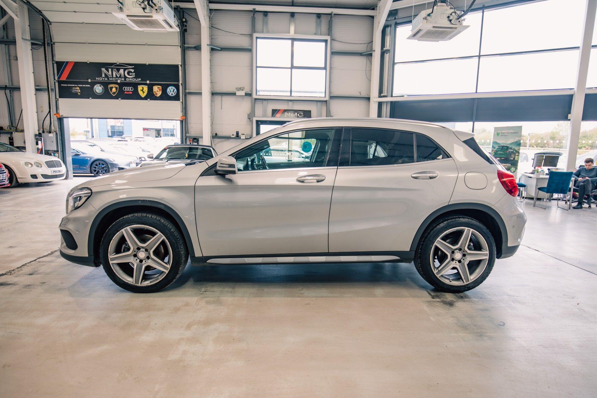 Mercedes-Benz Gla view 27