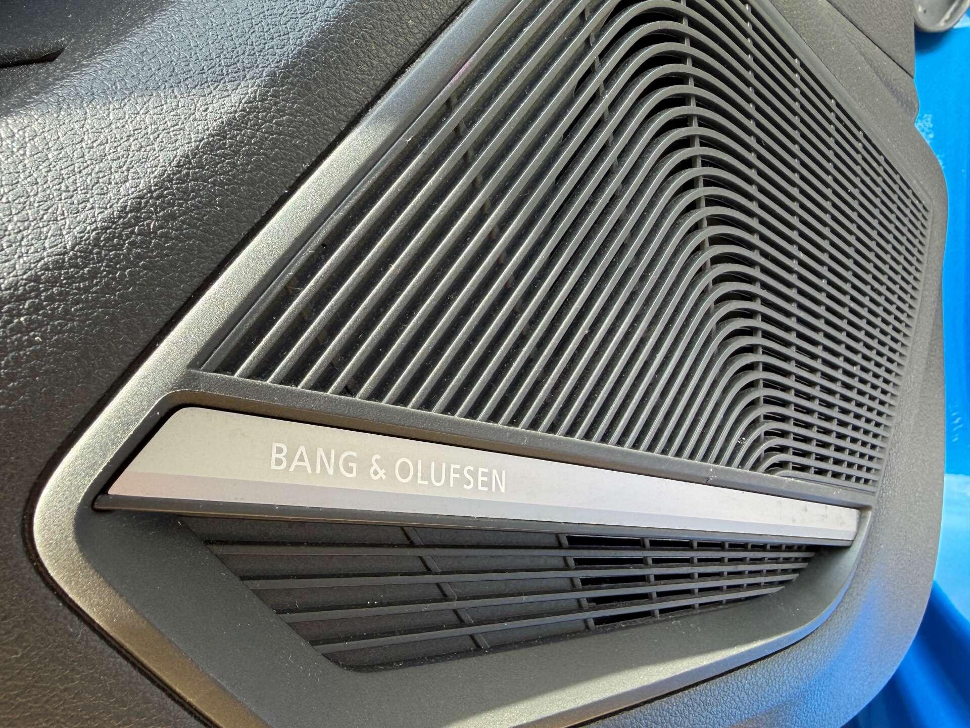 Audi Q2 view 2