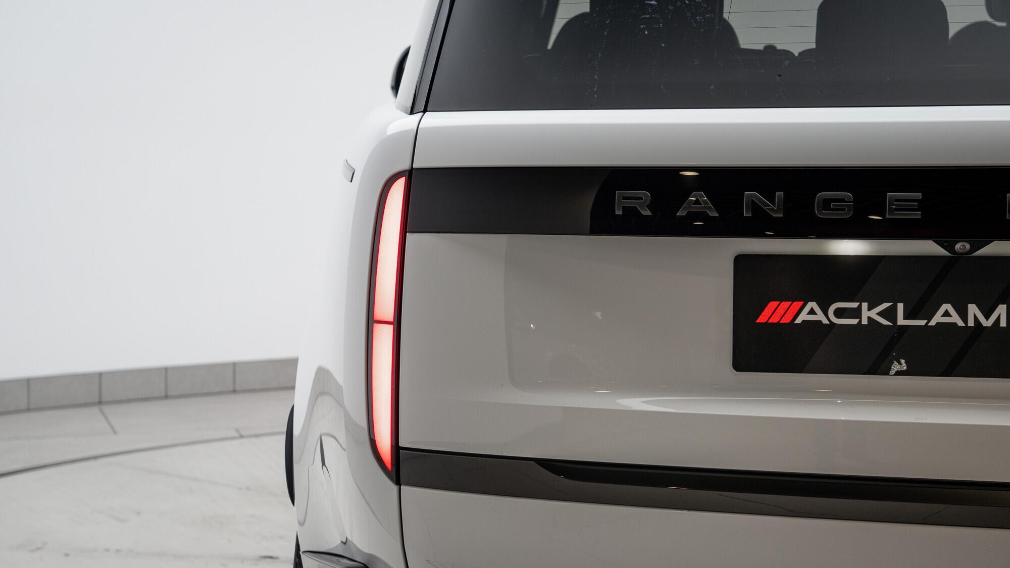 Land Rover Range Rover view 15