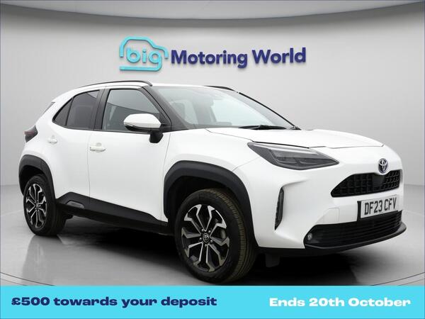 White 2023 Toyota Yaris Cross Estate Front-wheel drive Automatic