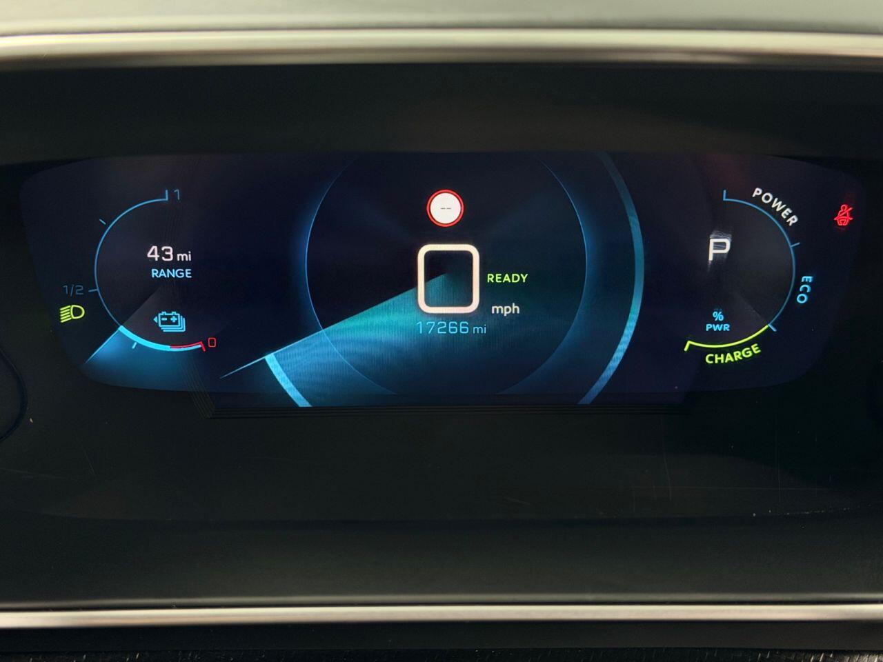 Peugeot E-2008 view 68