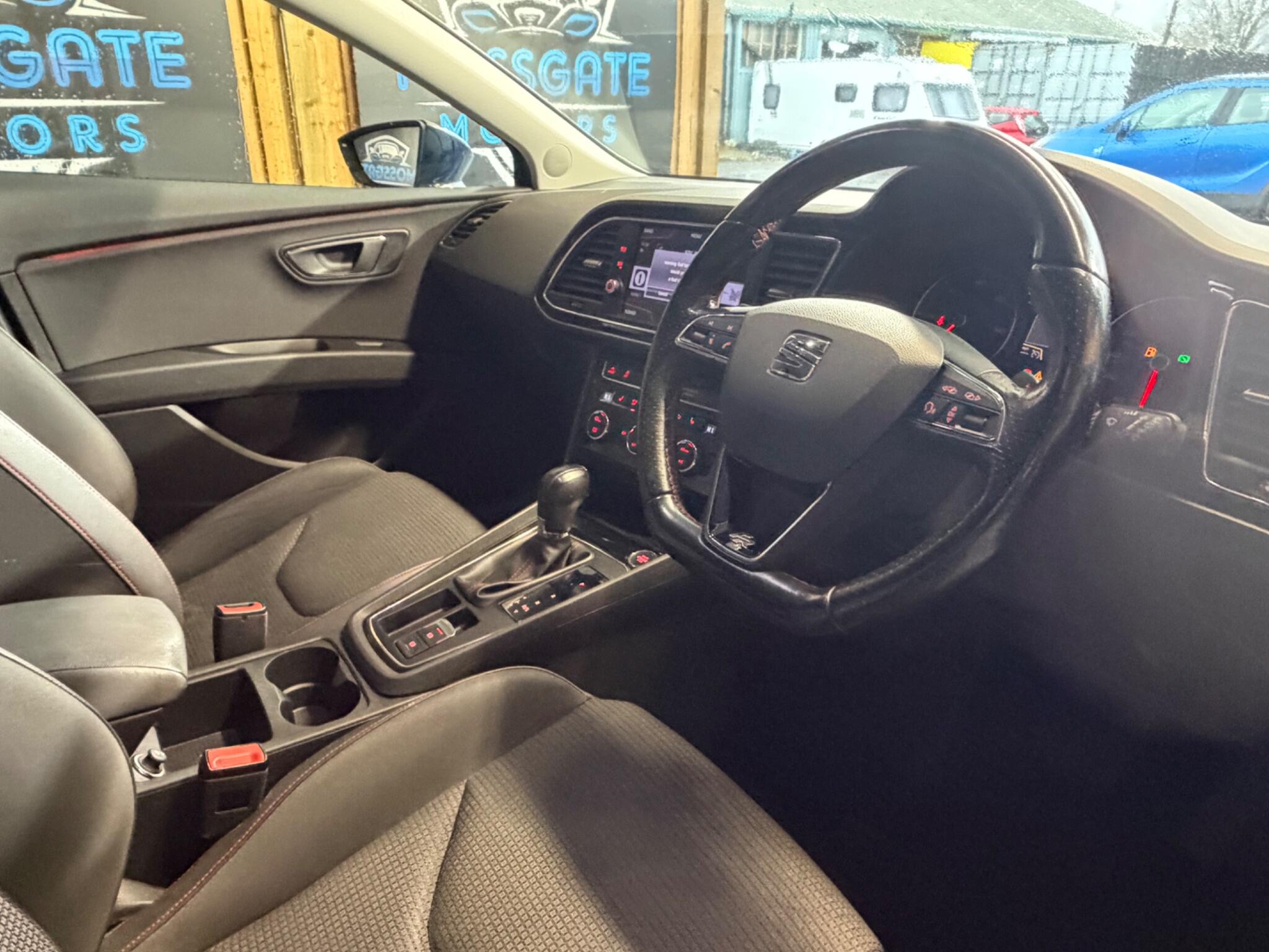 Seat Leon view 9