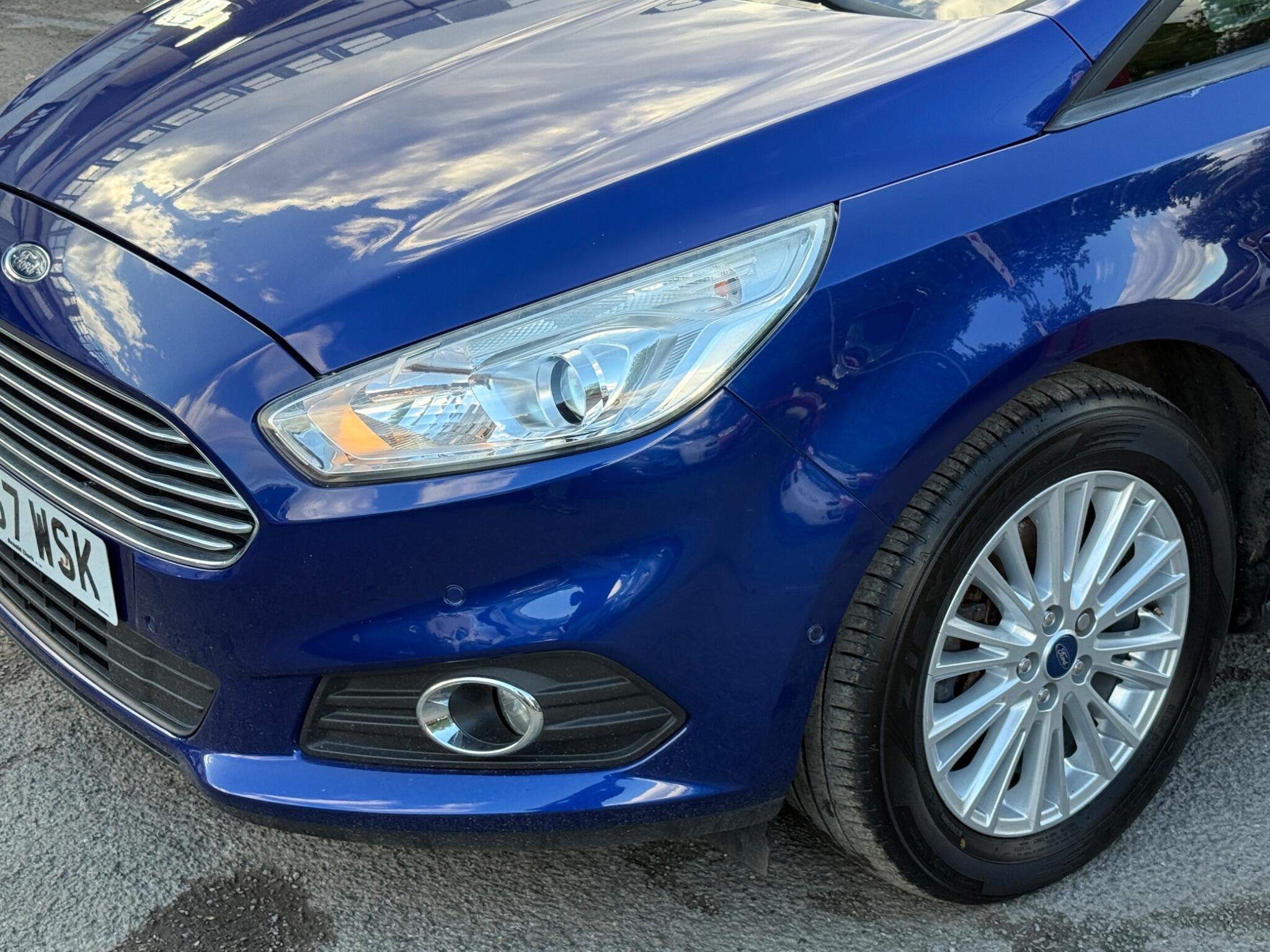 Ford S-Max - Image 24