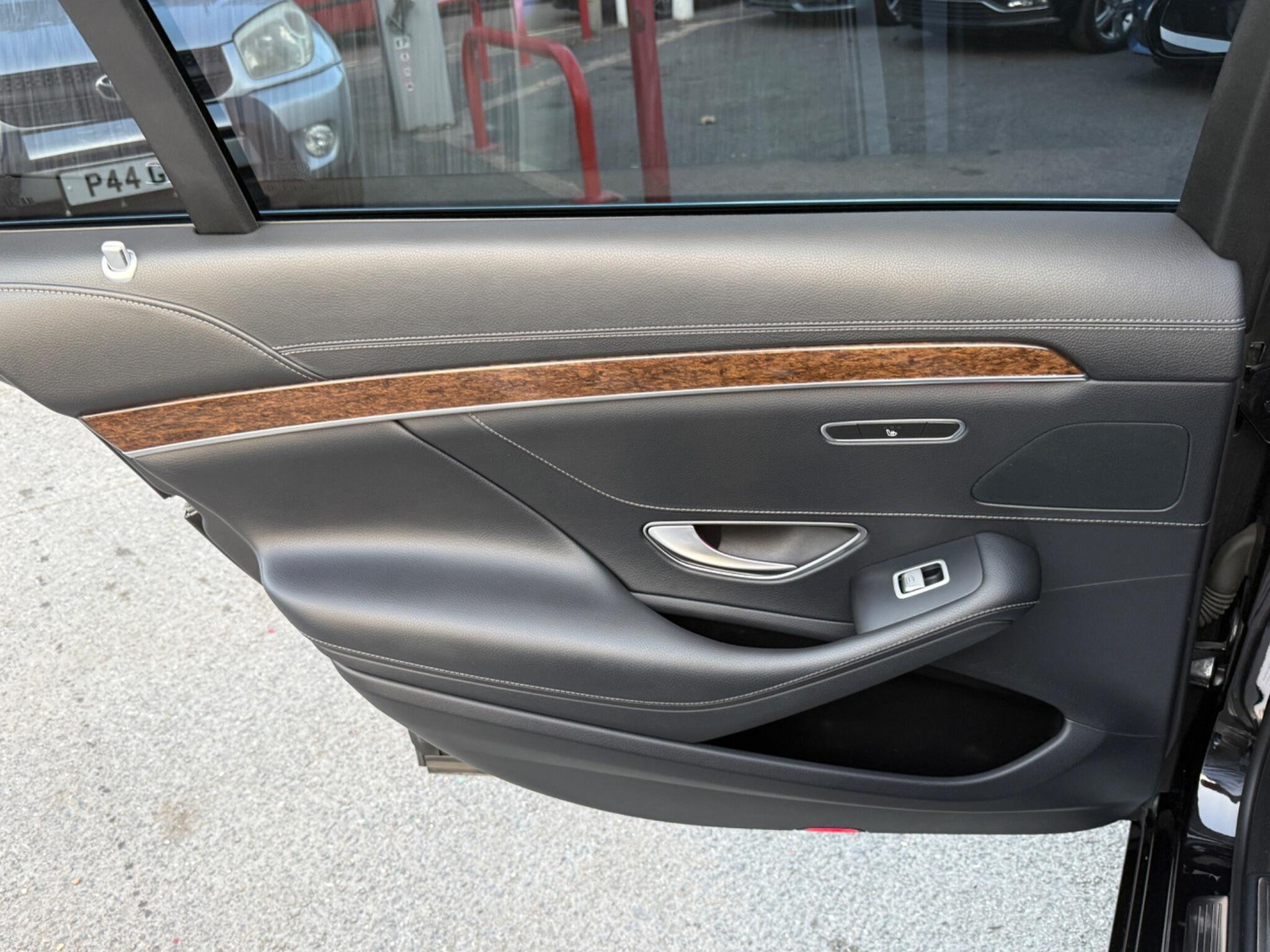 Mercedes-Benz S Class - Image 56