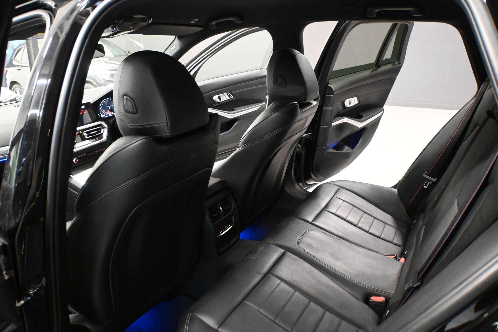 BMW 3 Series view 20