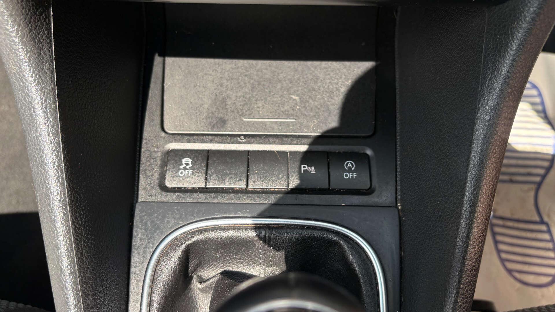 Volkswagen Golf view 32