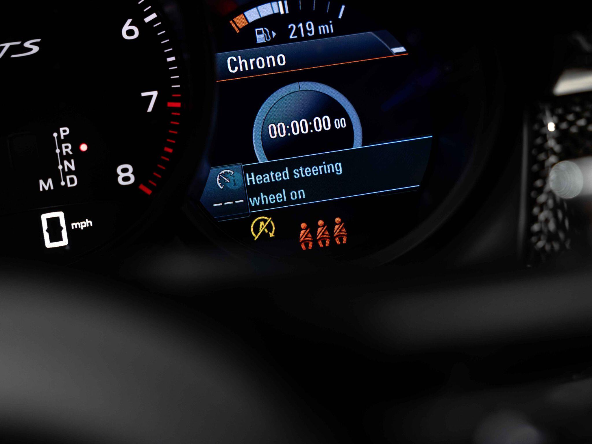 Porsche Macan view 18