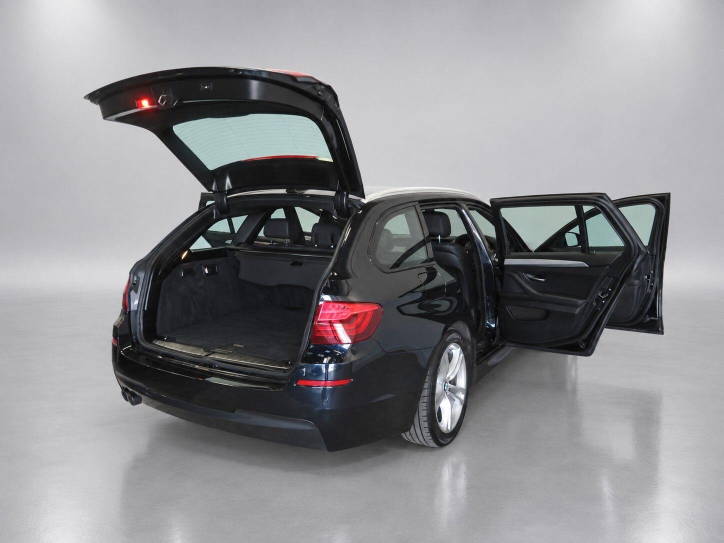BMW 5 Series view 20