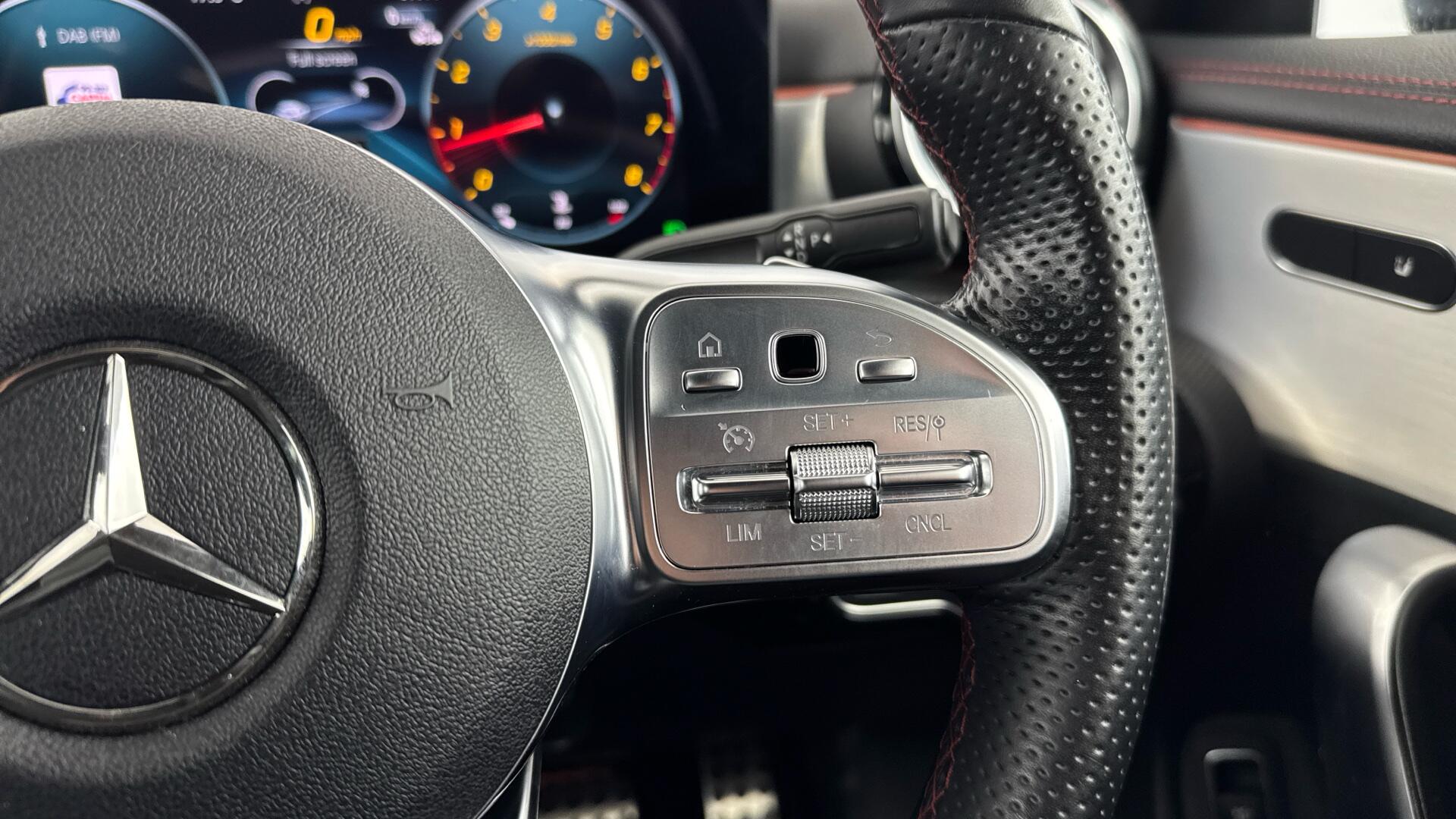 Mercedes-Benz Cla view 39