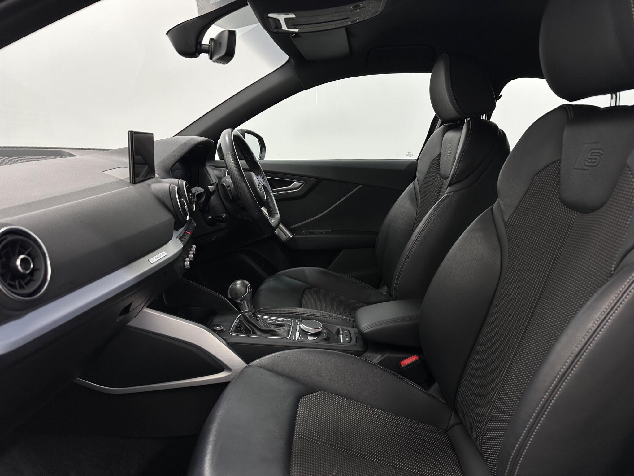 Audi Q2 view 35