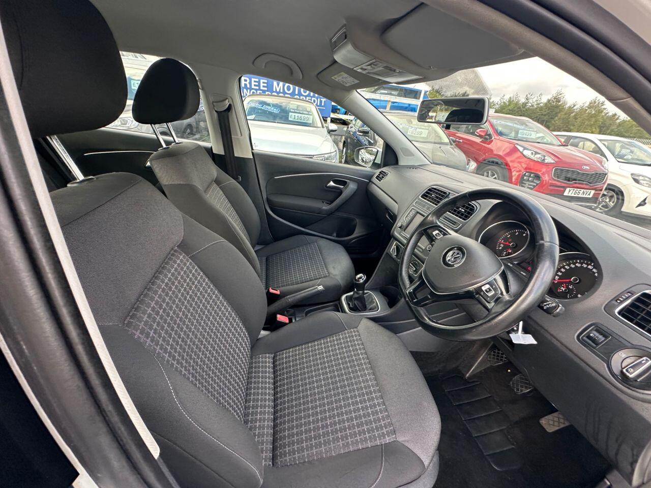 Volkswagen Polo view 32