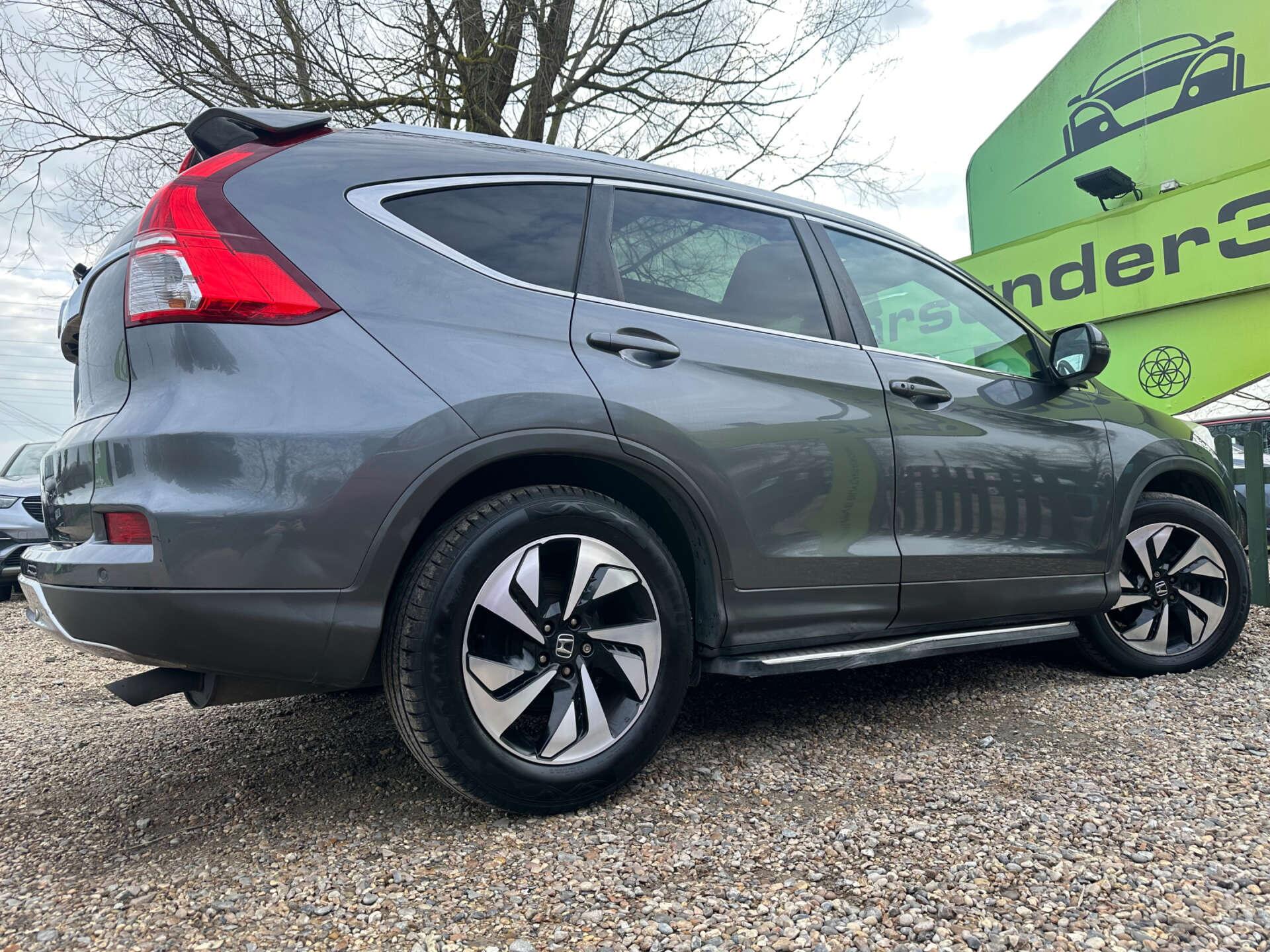 Honda CR-V view 8