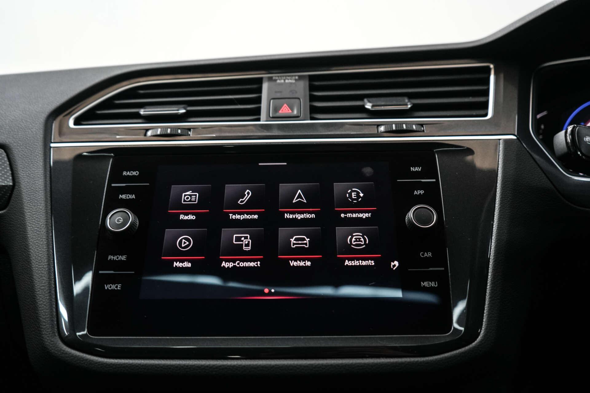 Volkswagen Tiguan view 25