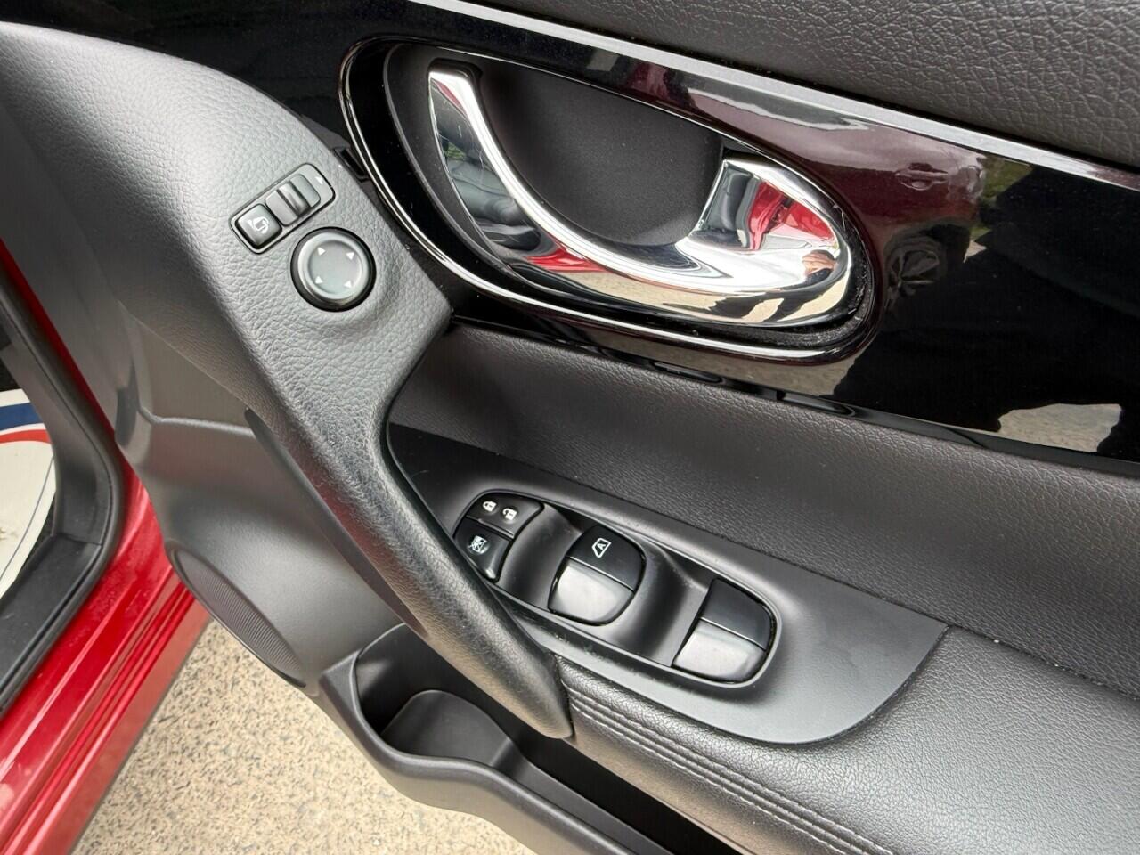 Nissan Qashqai view 16
