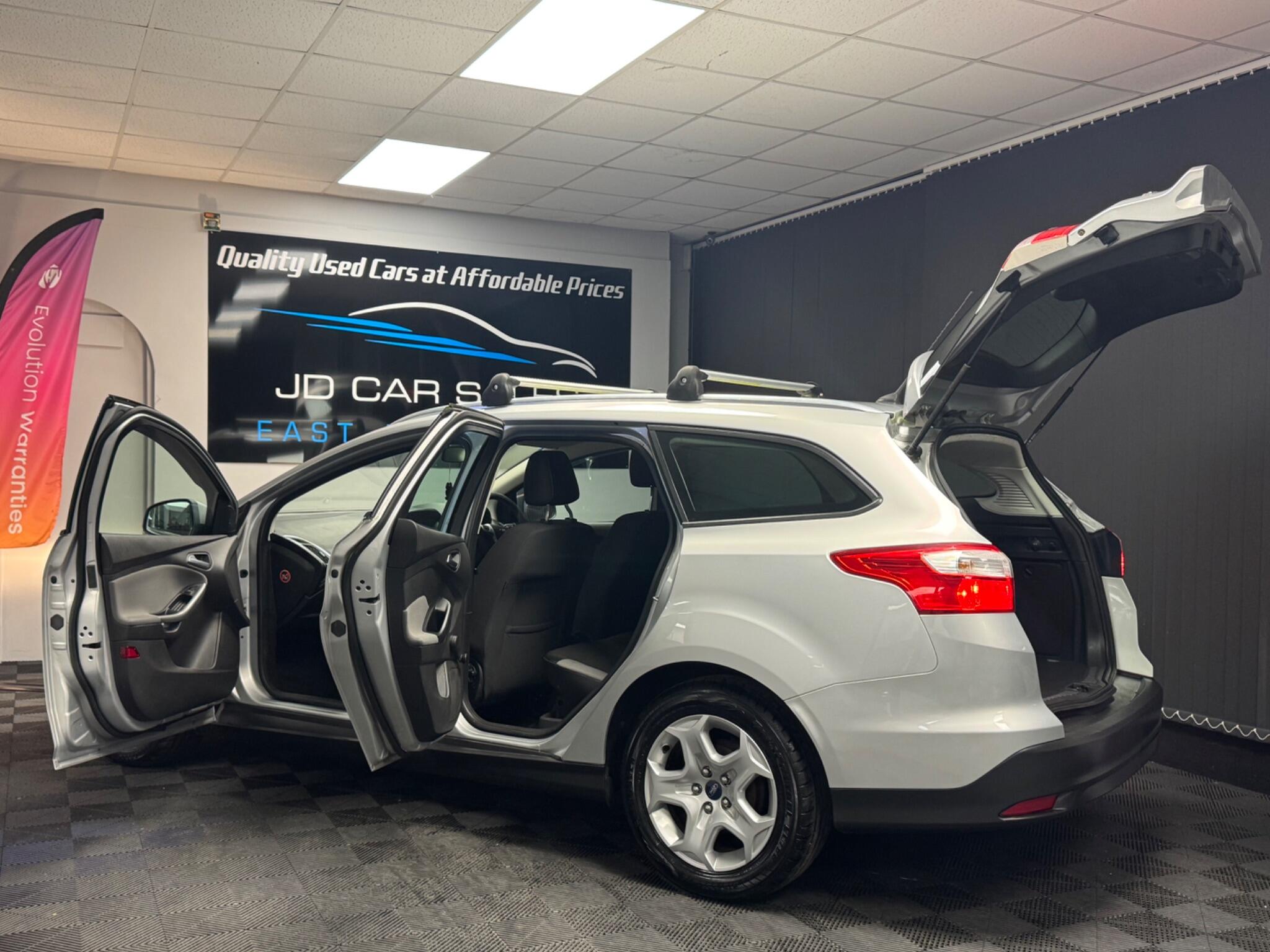 2014 Ford Focus 1.6 TDCi Edge Euro 5 (s/s) 5dr • 59,000 miles image 10