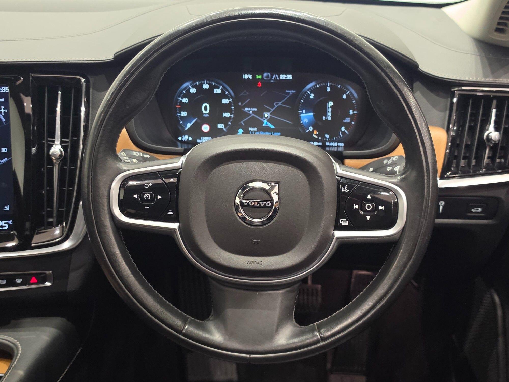 Volvo V90 view 36