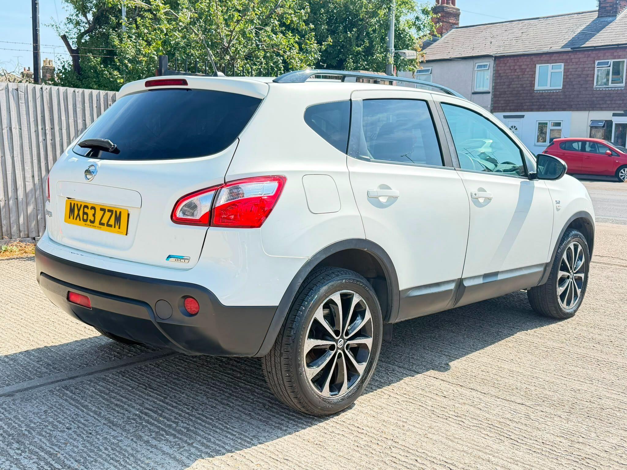 Nissan Qashqai view 3