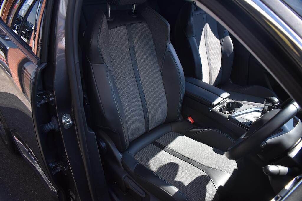 Peugeot 3008 view 27