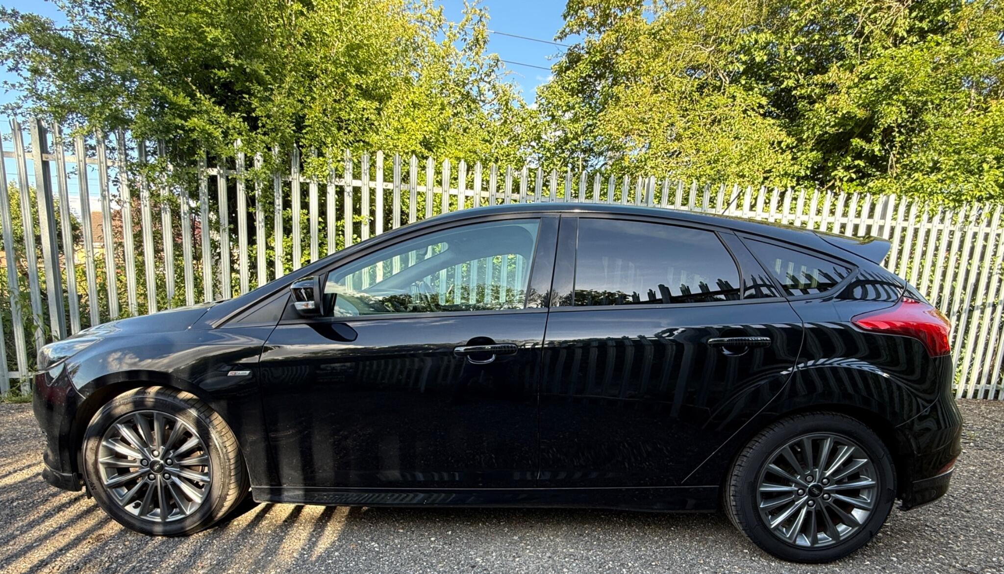 2018 Ford Focus image 10