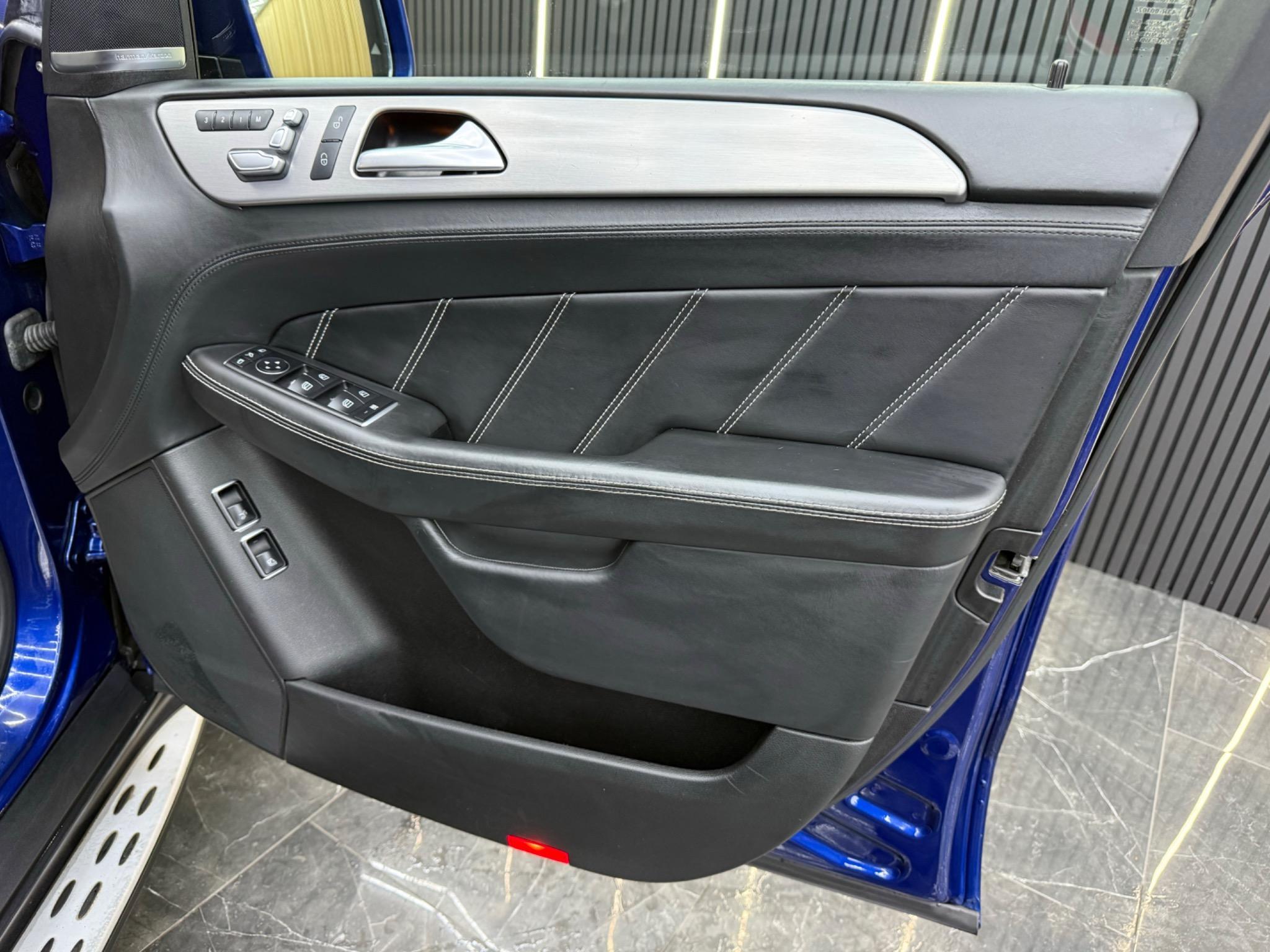 Mercedes-Benz Gle view 43