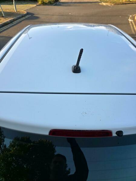 Toyota Yaris view 32