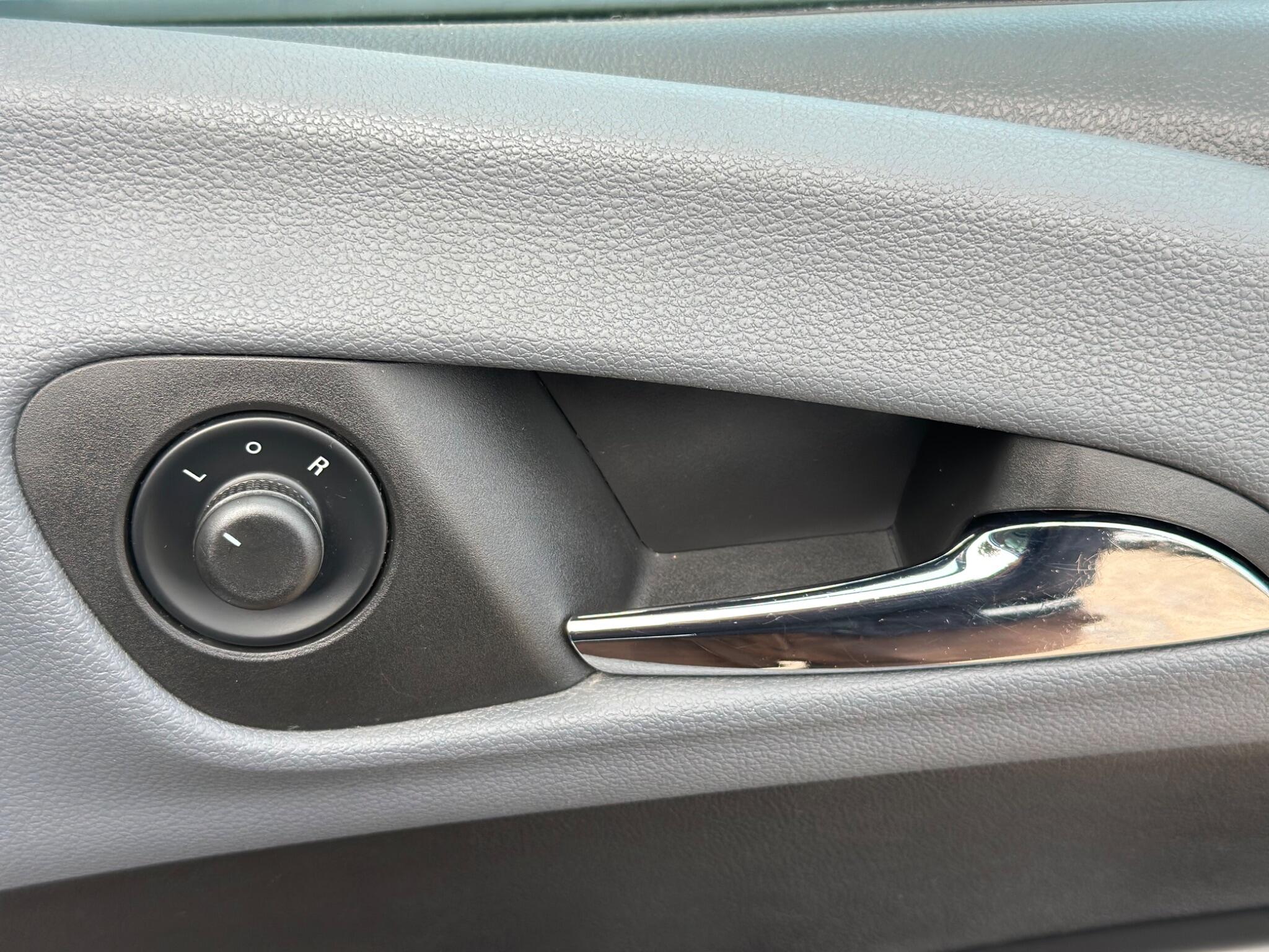 Vauxhall Meriva view 49