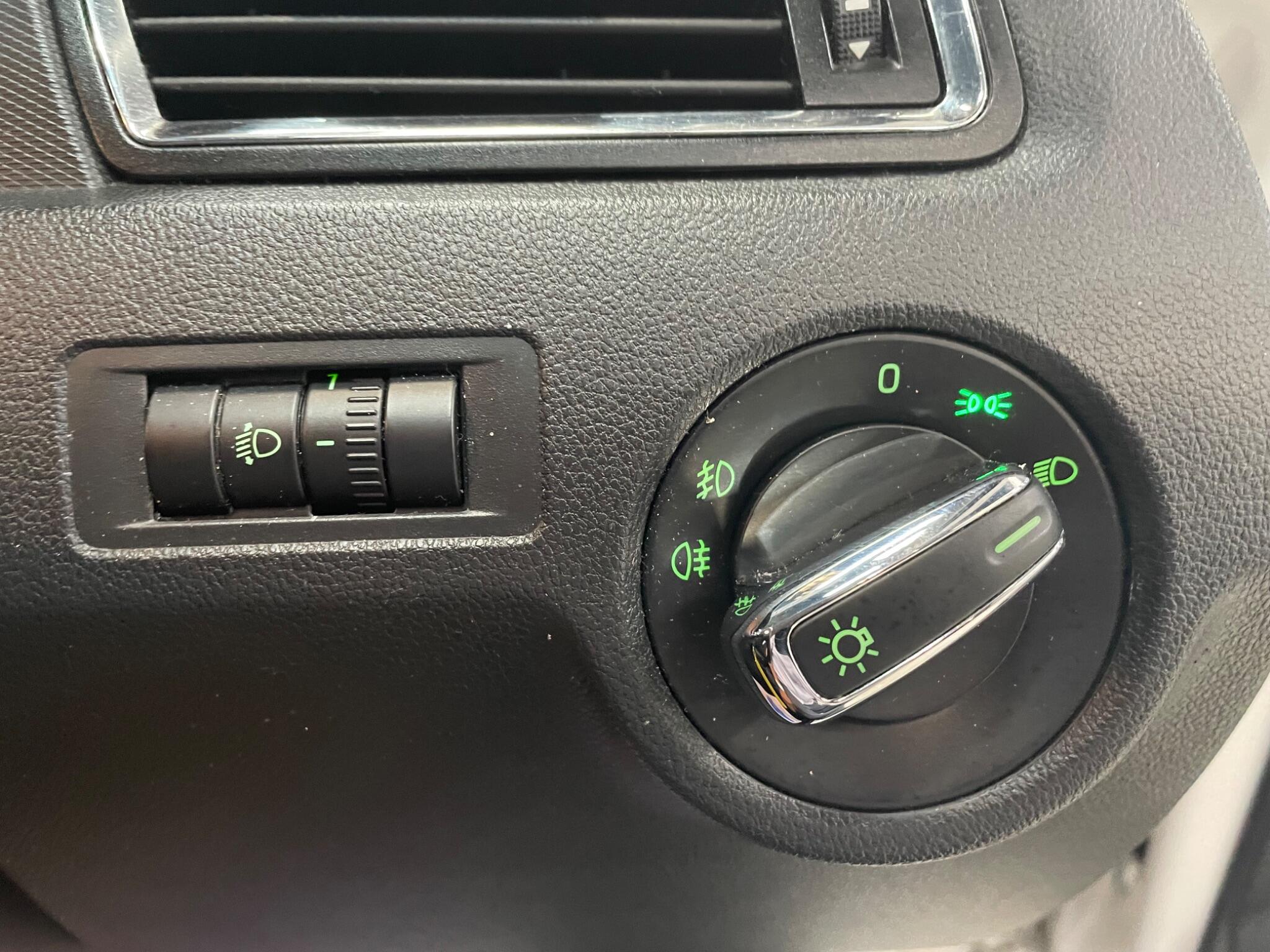 Skoda Rapid view 22