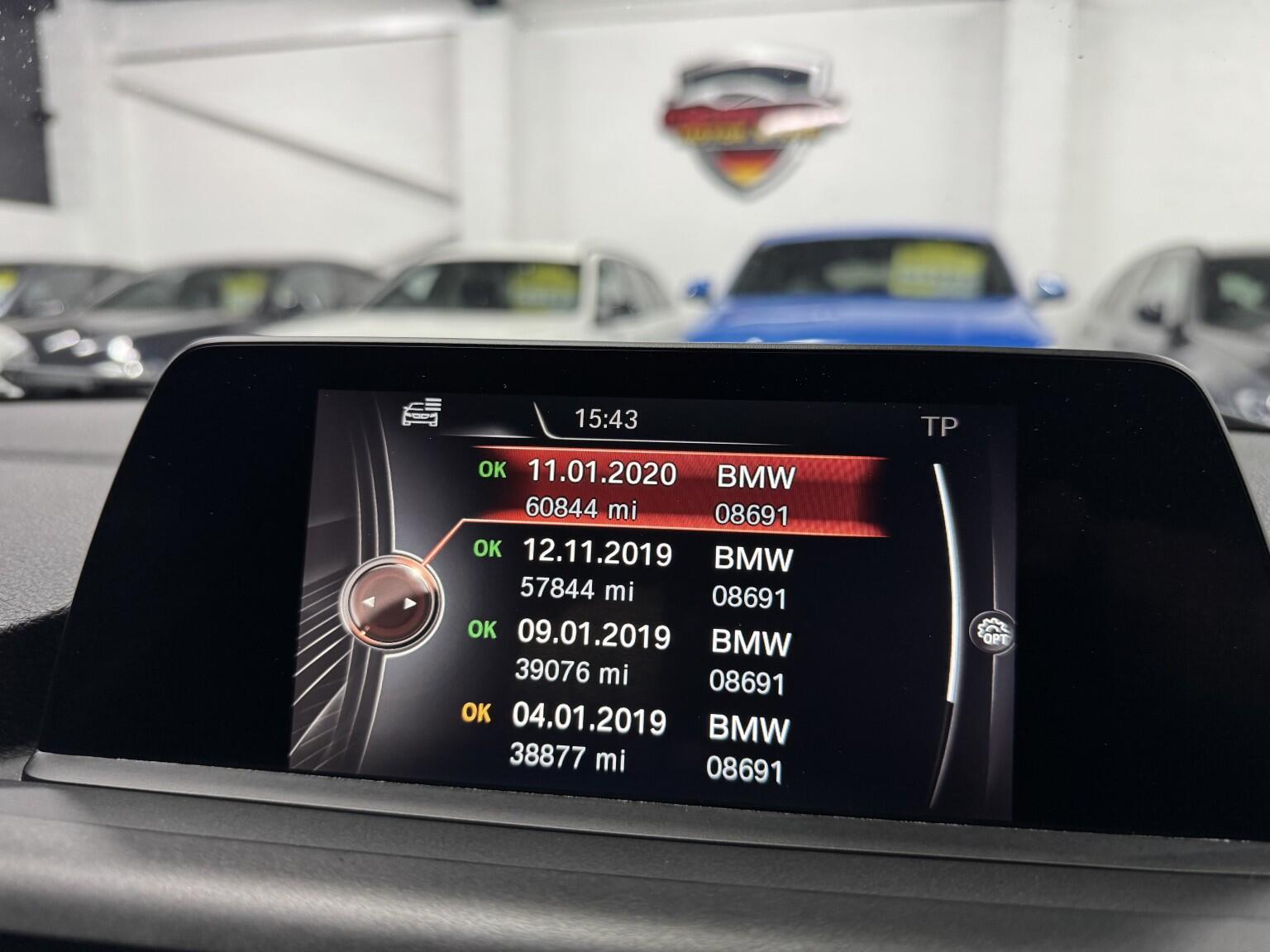BMW 1 Series view 5
