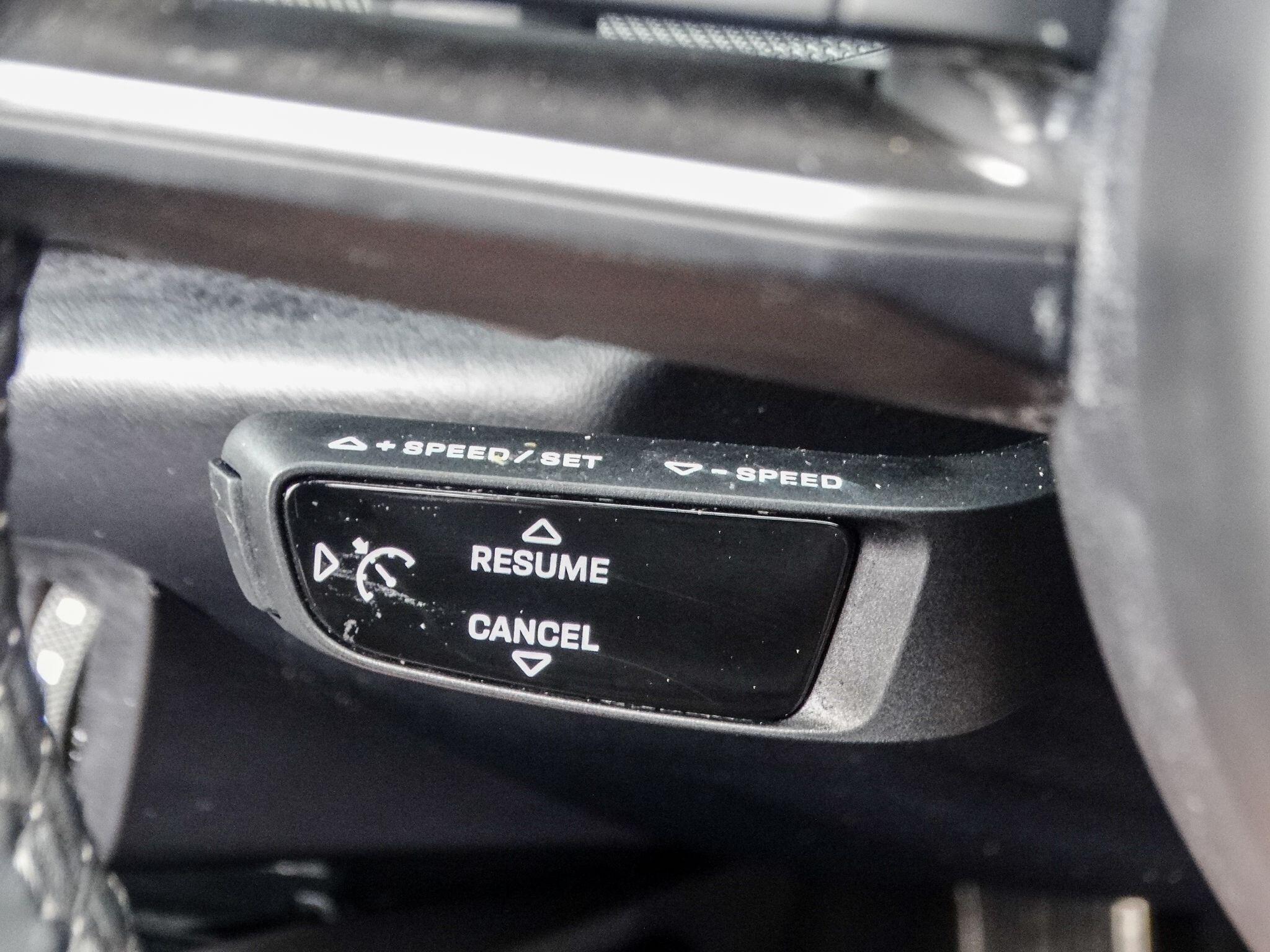 Porsche 911 view 35