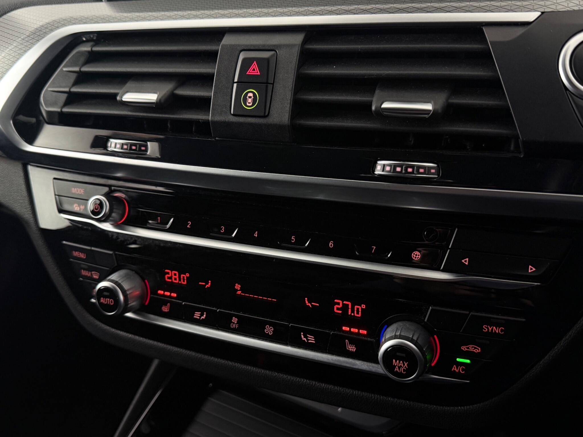 BMW X3 view 21