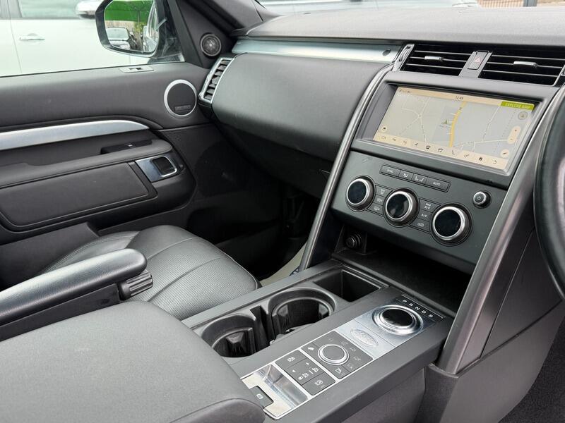 Land Rover Discovery 3 view 34