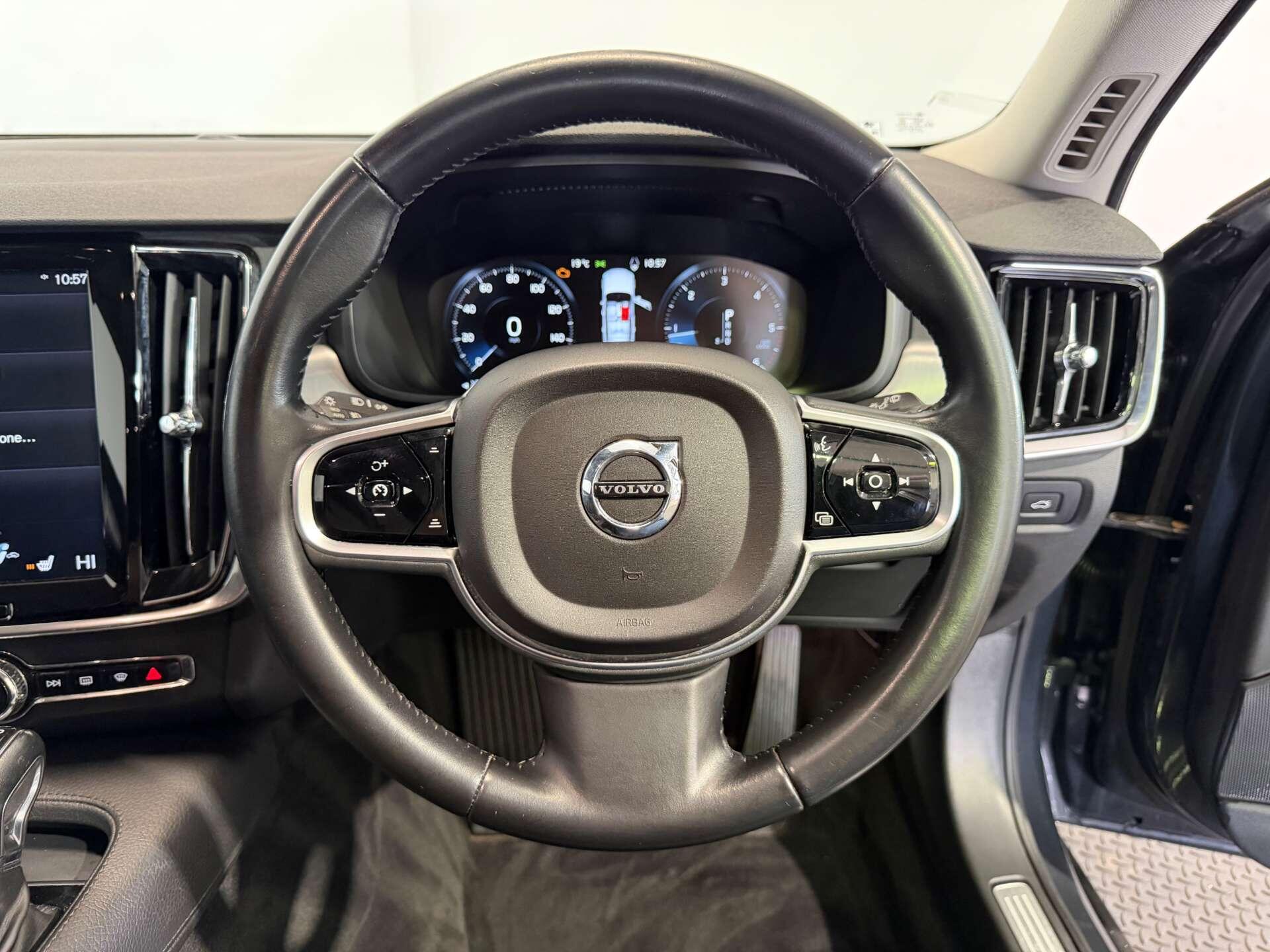 Volvo V90 view 25