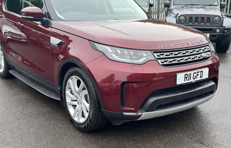 Land Rover Discovery view 14
