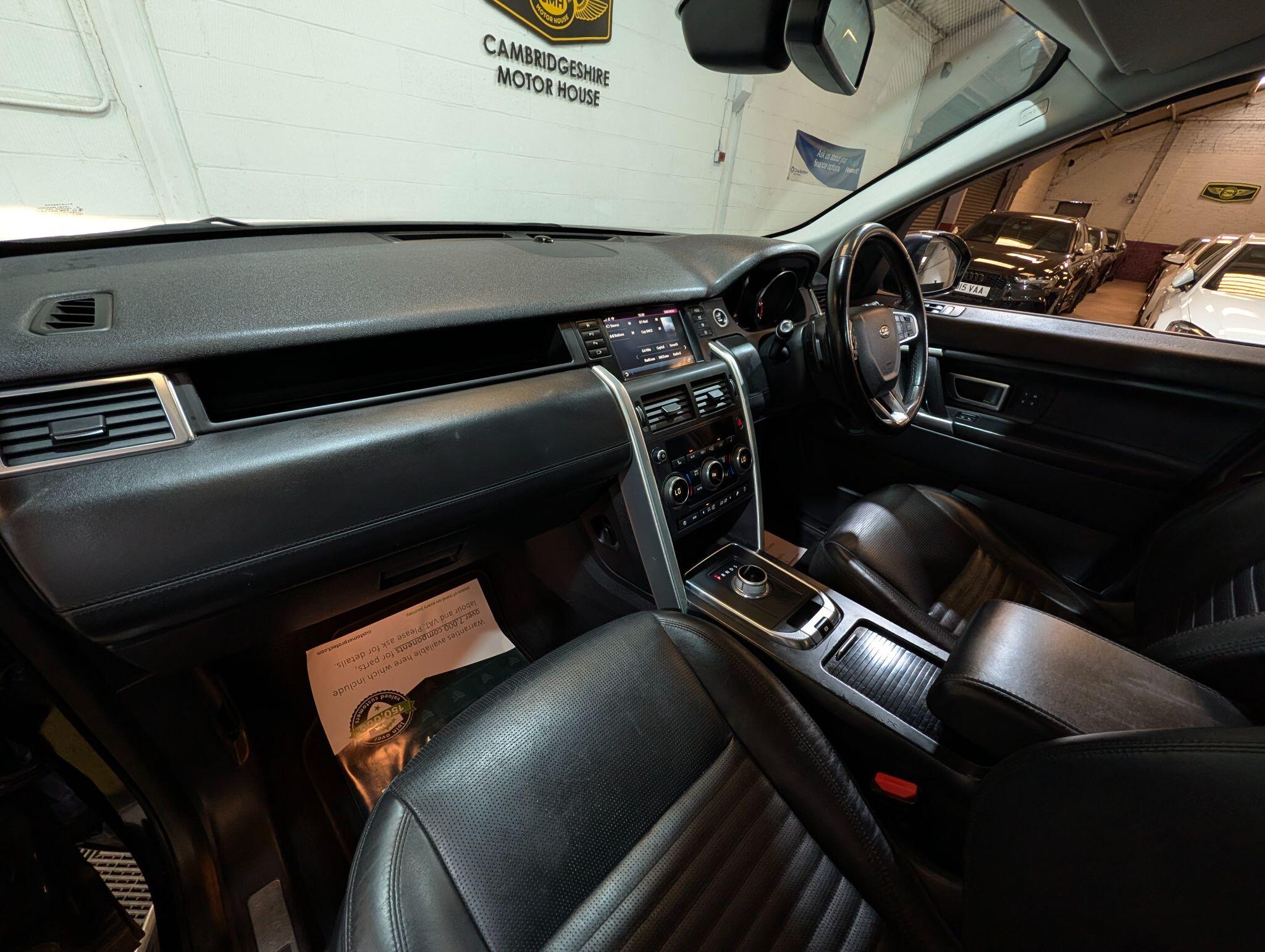 Land Rover Discovery Sport view 65
