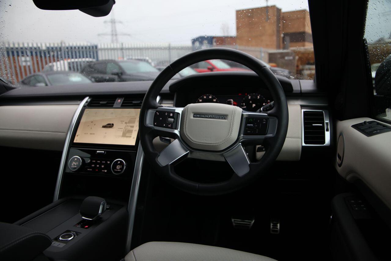 Land Rover Discovery view 28