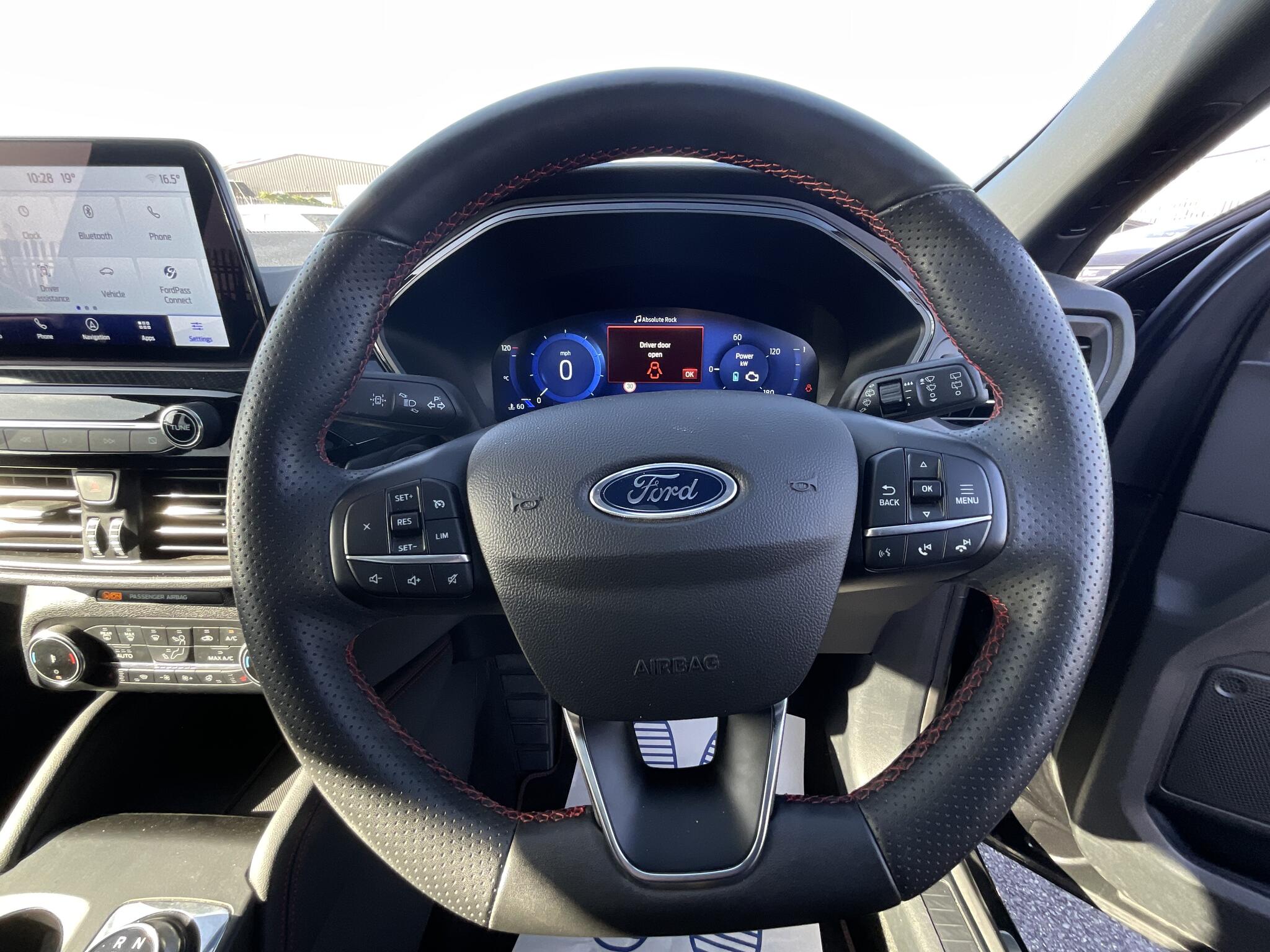 Ford Kuga view 20
