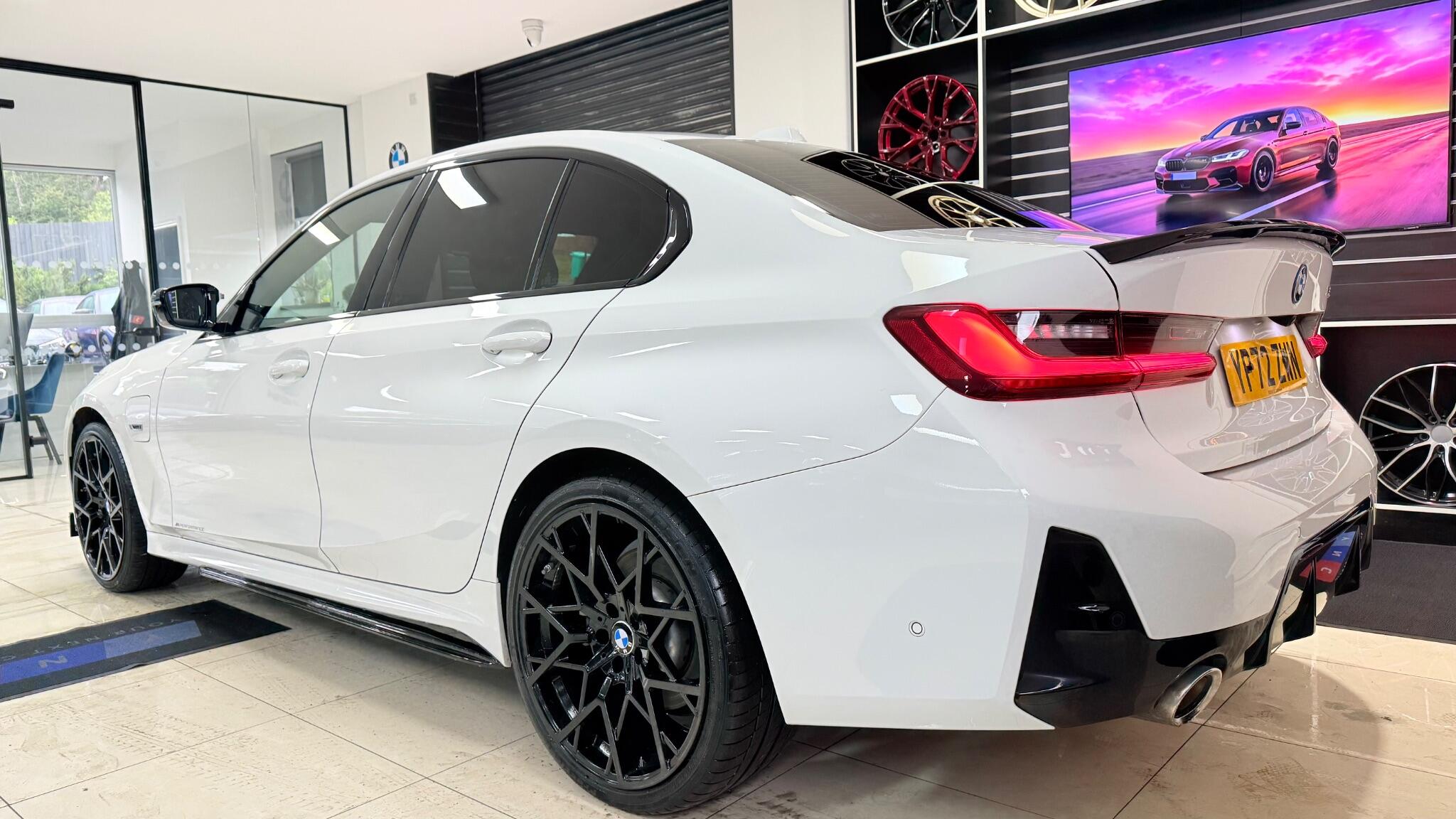 BMW 3 Series view 46