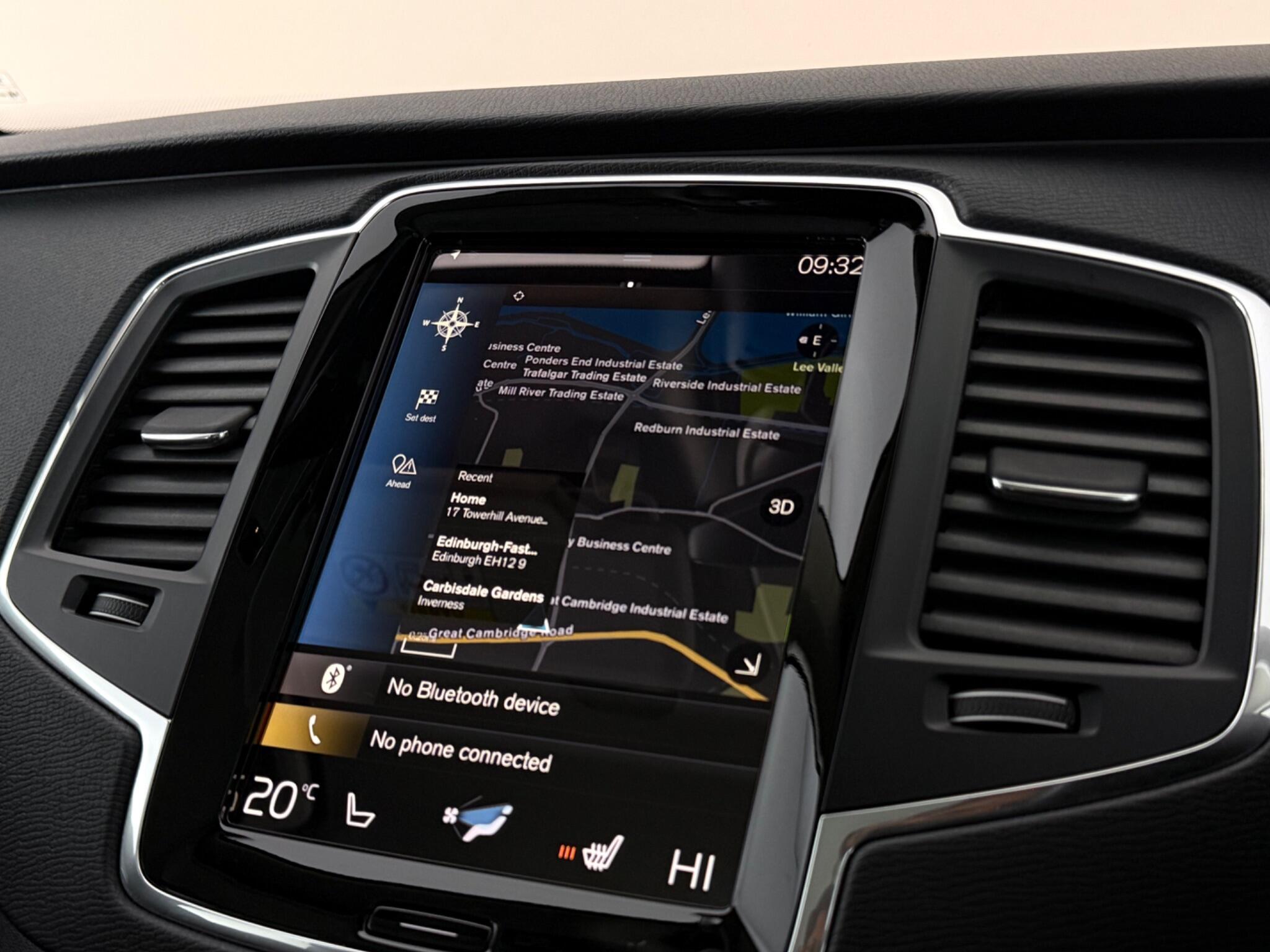Volvo XC90 view 28