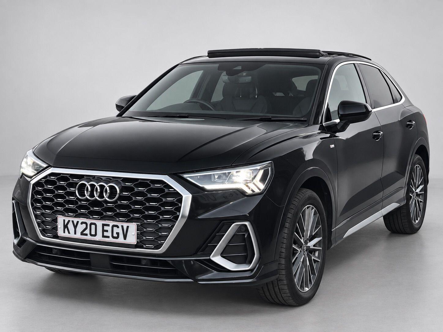 Audi Q3 view 6