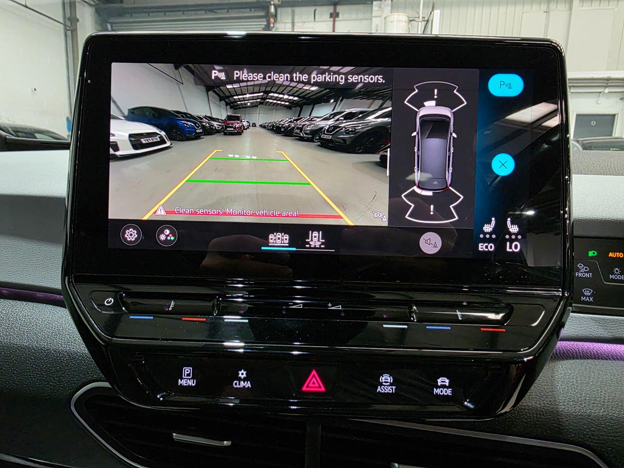 Volkswagen Id.3 view 11