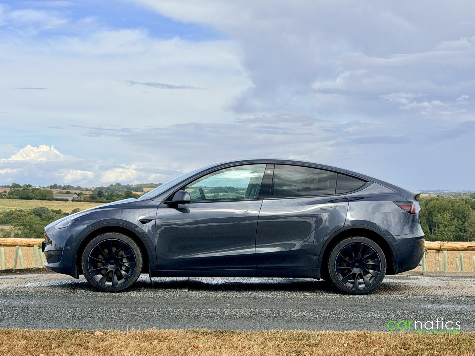 Tesla Model Y view 4